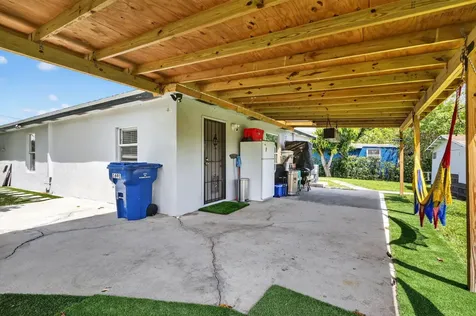 1691 W 26th Court Riviera Beach FL 33404