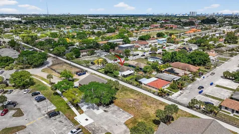 1691 W 26th Court Riviera Beach FL 33404