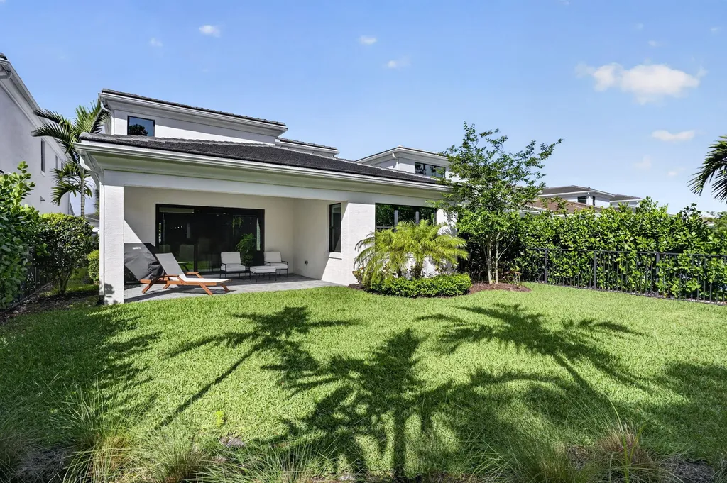 13146 Artisan Circle Palm Beach Gardens FL 33418
