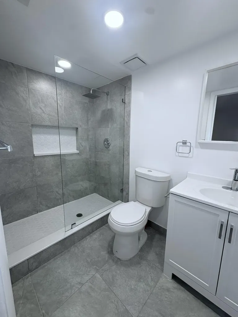 5160 Las Verdes Circle Delray Beach FL 33484