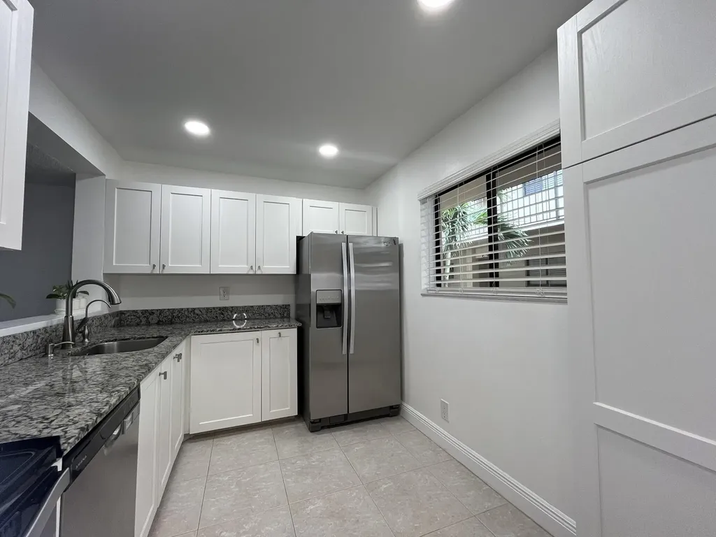 5160 Las Verdes Circle Delray Beach FL 33484