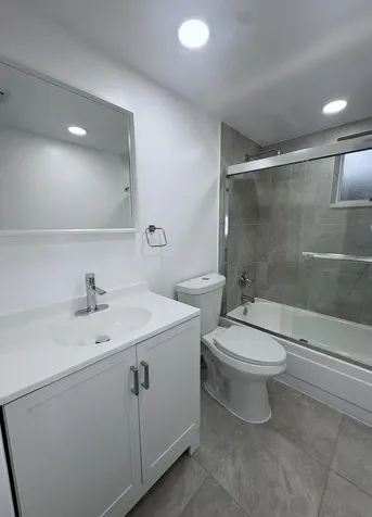 5160 Las Verdes Circle Delray Beach FL 33484