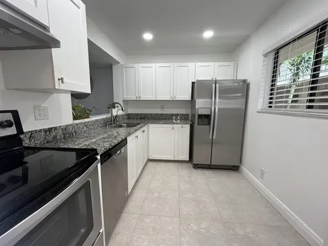 5160 Las Verdes Circle Delray Beach FL 33484