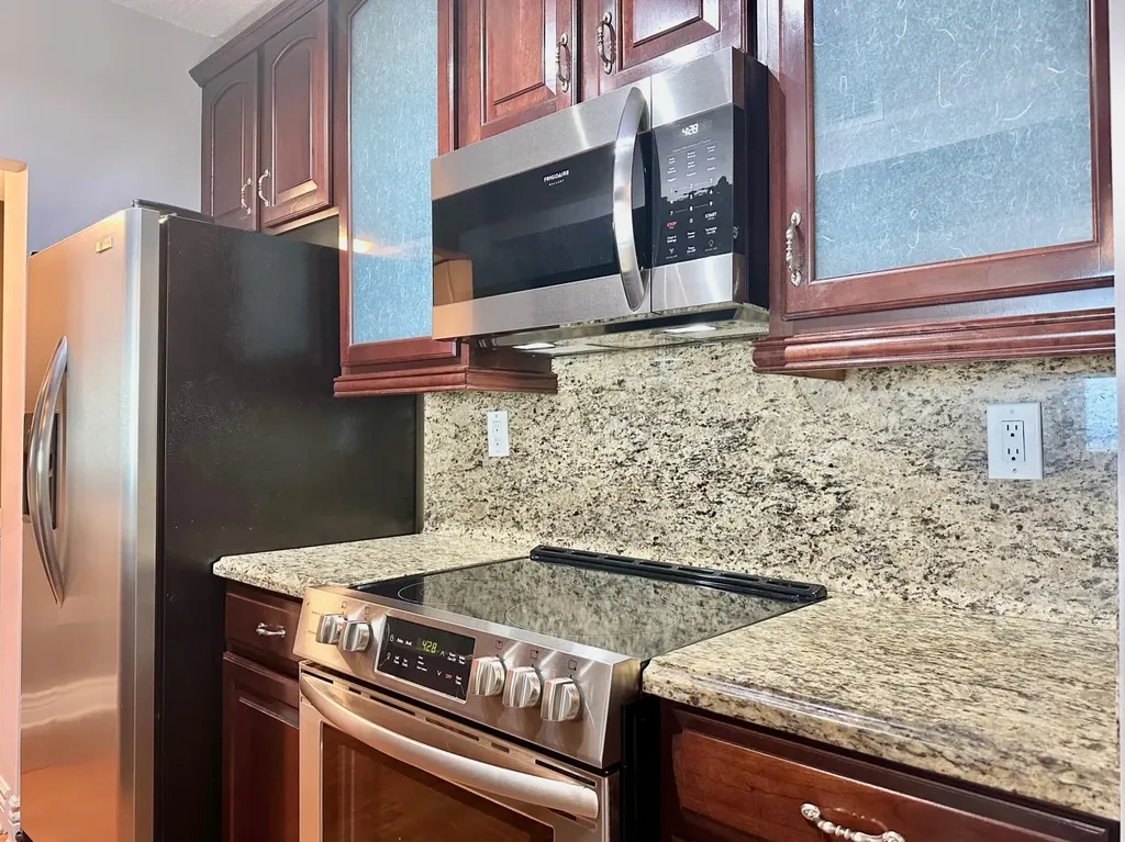 3020 NE 32nd Avenue Fort Lauderdale FL 33308