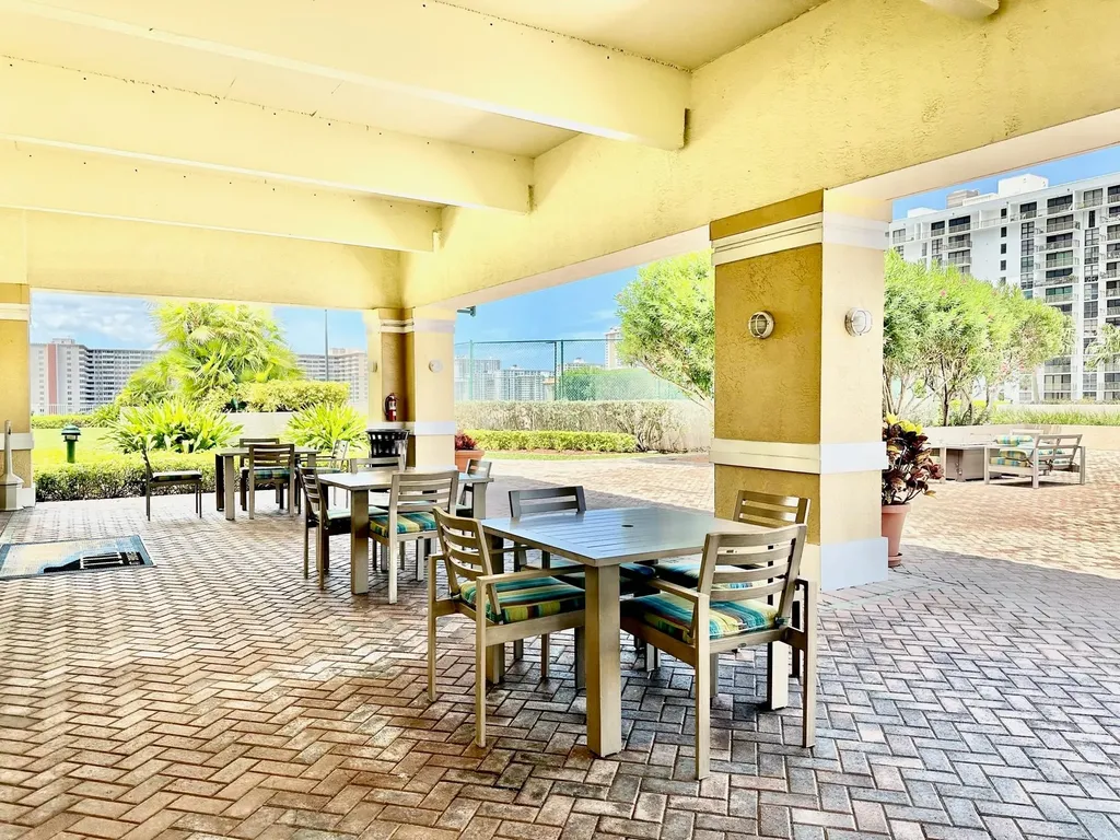 3020 NE 32nd Avenue Fort Lauderdale FL 33308