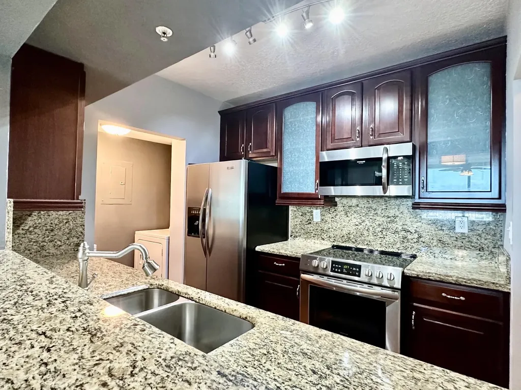 3020 NE 32nd Avenue Fort Lauderdale FL 33308