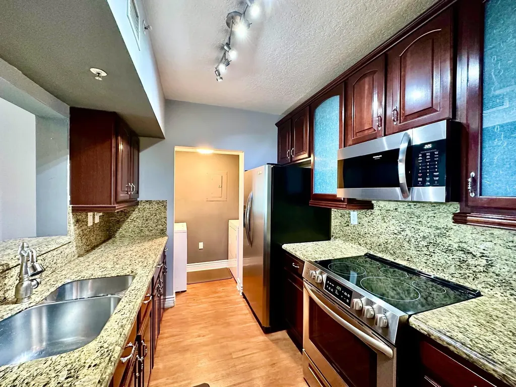 3020 NE 32nd Avenue Fort Lauderdale FL 33308