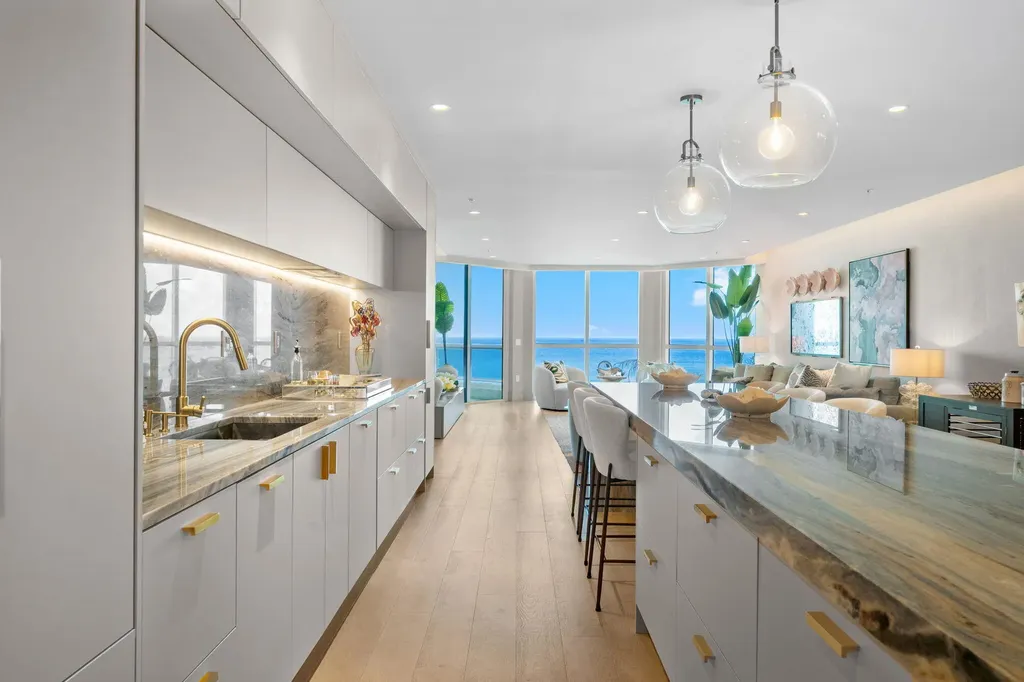 101 S Fort Lauderdale Beach Boulevard Fort Lauderdale FL 33316
