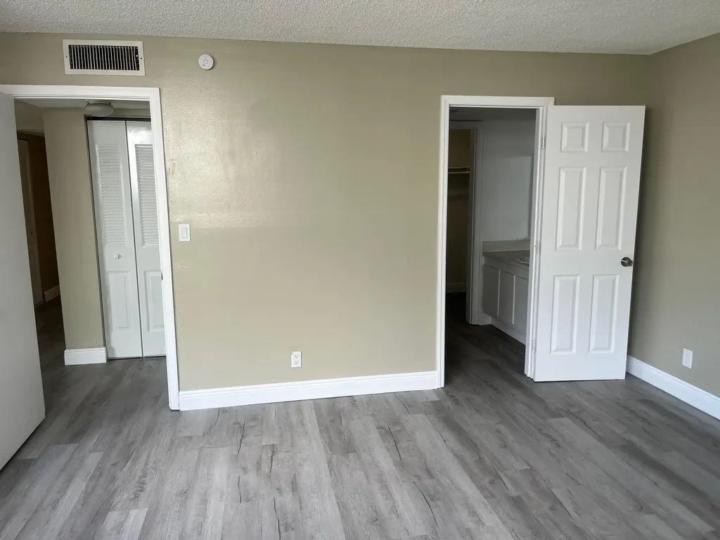 1820 N Congress Avenue West Palm Beach FL 33401