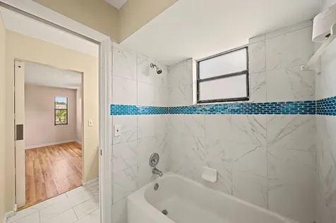 933 SE Streamlet Avenue Port St Lucie FL 34983