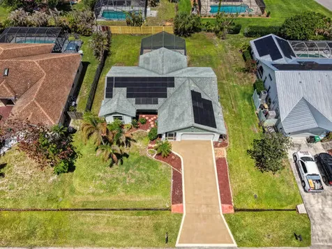 933 SE Streamlet Avenue Port St Lucie FL 34983