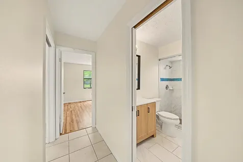 933 SE Streamlet Avenue Port St Lucie FL 34983