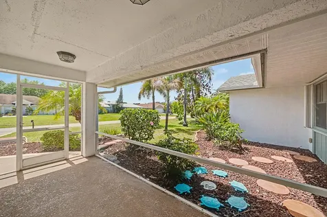 933 SE Streamlet Avenue Port St Lucie FL 34983