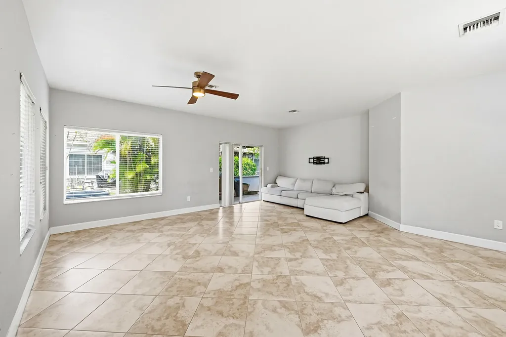 4701 SW 13th Street Deerfield Beach FL 33442