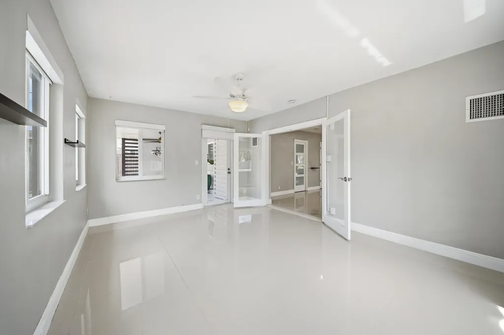 5031 NE 23rd Terrace Lighthouse Point FL 33064