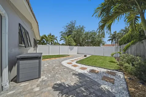 5031 NE 23rd Terrace Lighthouse Point FL 33064