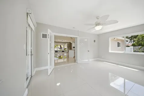 5031 NE 23rd Terrace Lighthouse Point FL 33064