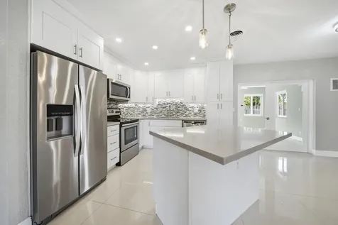 5031 NE 23rd Terrace Lighthouse Point FL 33064