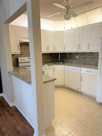 441 Pine Glen Lane Greenacres FL 33463