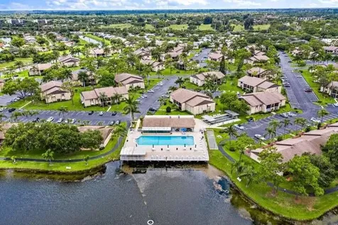441 Pine Glen Lane Greenacres FL 33463