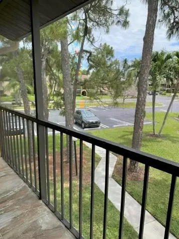 441 Pine Glen Lane Greenacres FL 33463