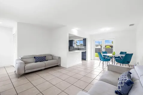 8781 NW 15th Street Pembroke Pines FL 33024