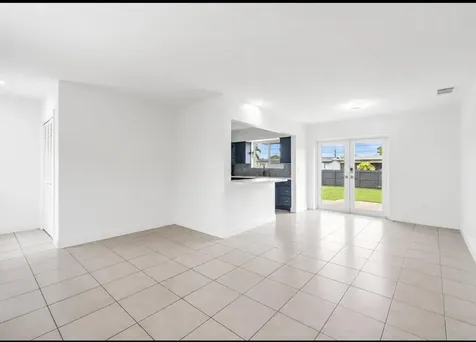 8781 NW 15th Street Pembroke Pines FL 33024