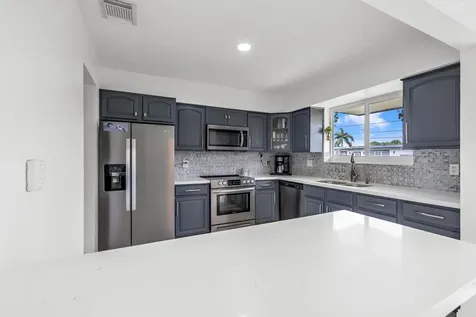 8781 NW 15th Street Pembroke Pines FL 33024
