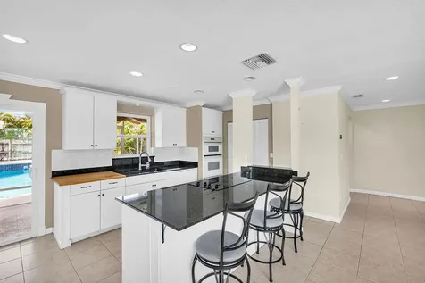 614 SE Flamingo Avenue Stuart FL 34996