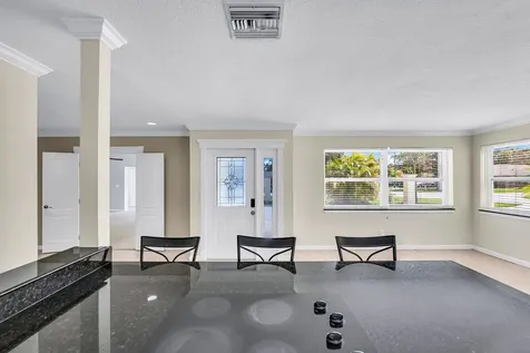 614 SE Flamingo Avenue Stuart FL 34996