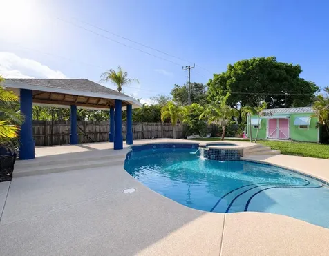 614 SE Flamingo Avenue Stuart FL 34996