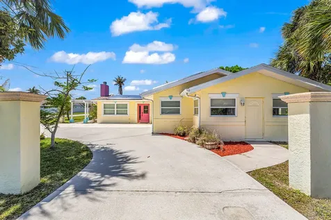 614 SE Flamingo Avenue Stuart FL 34996