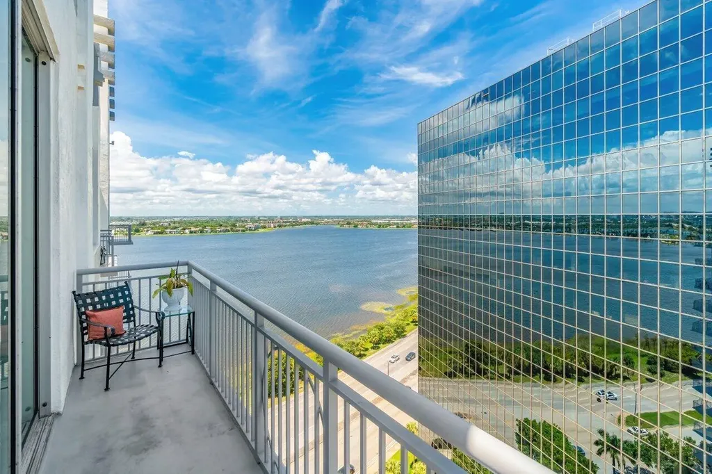 300 S Australian Avenue West Palm Beach FL 33401