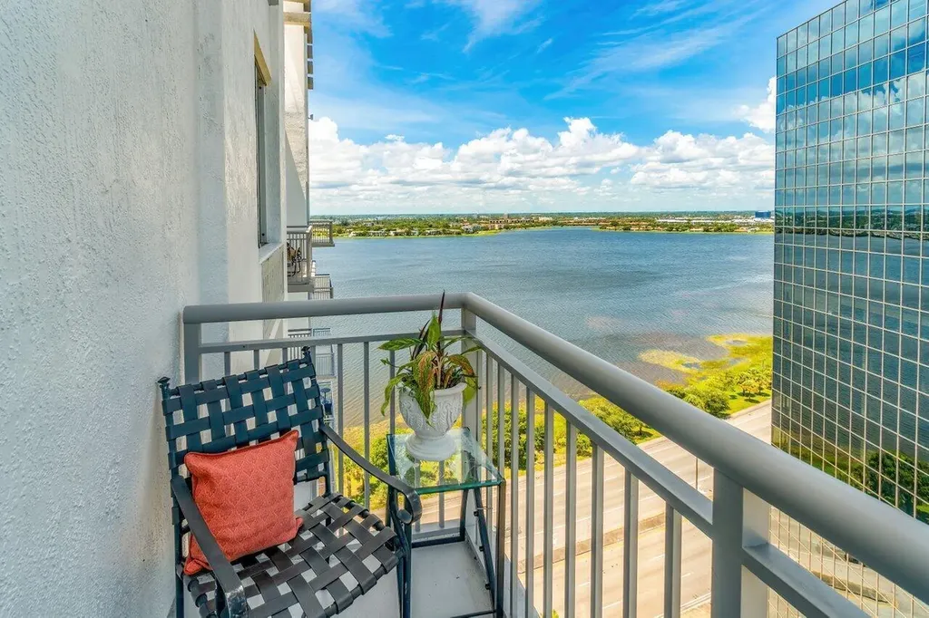 300 S Australian Avenue West Palm Beach FL 33401