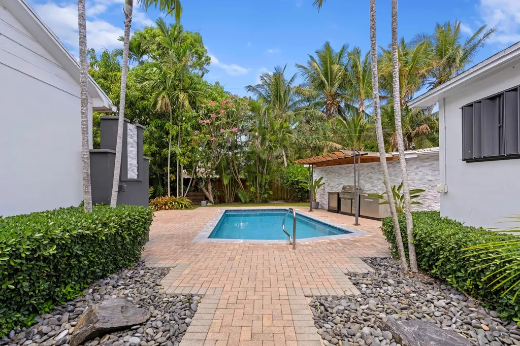 338 Princeton Drive Lake Worth Beach FL 33460