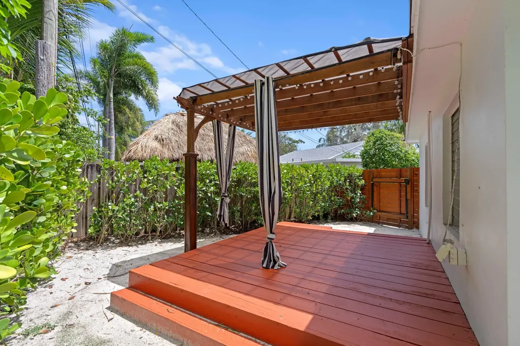 338 Princeton Drive Lake Worth Beach FL 33460
