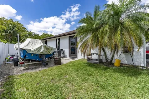 5661 Boynton Bay Circle Boynton Beach FL 33437