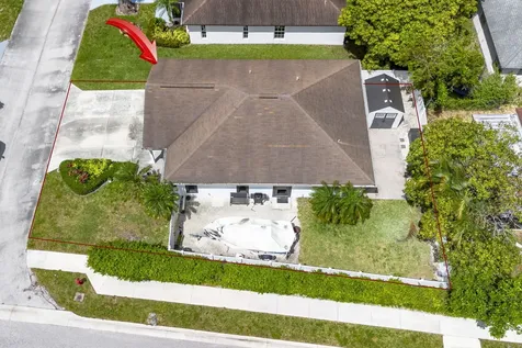 5661 Boynton Bay Circle Boynton Beach FL 33437