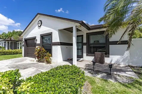 5661 Boynton Bay Circle Boynton Beach FL 33437