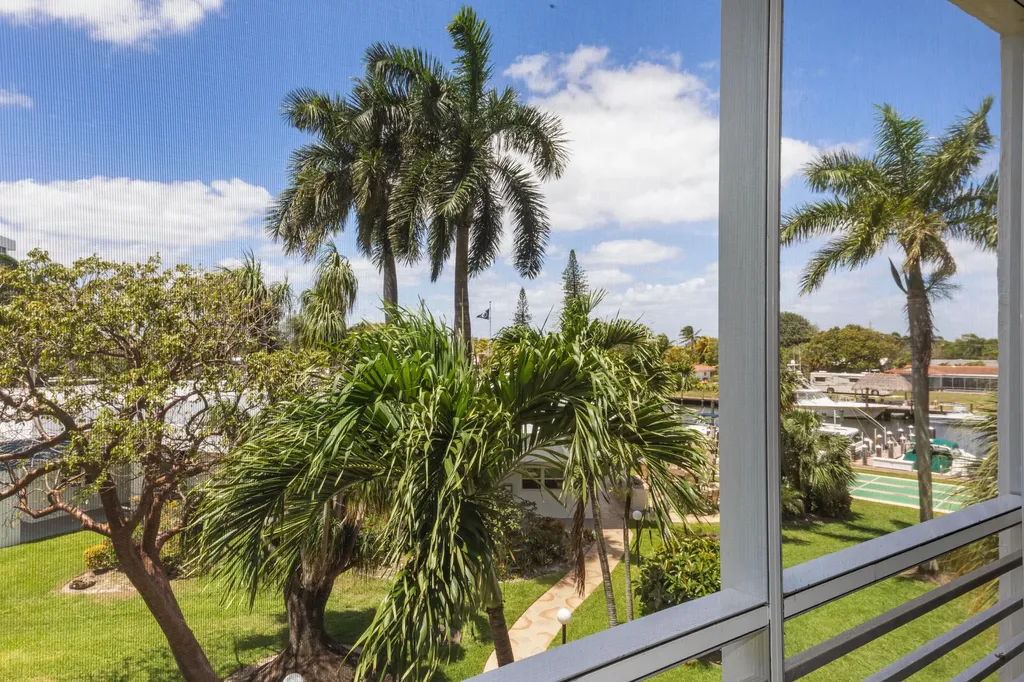 2731 NE 14th Street Causeway Pompano Beach FL 33062