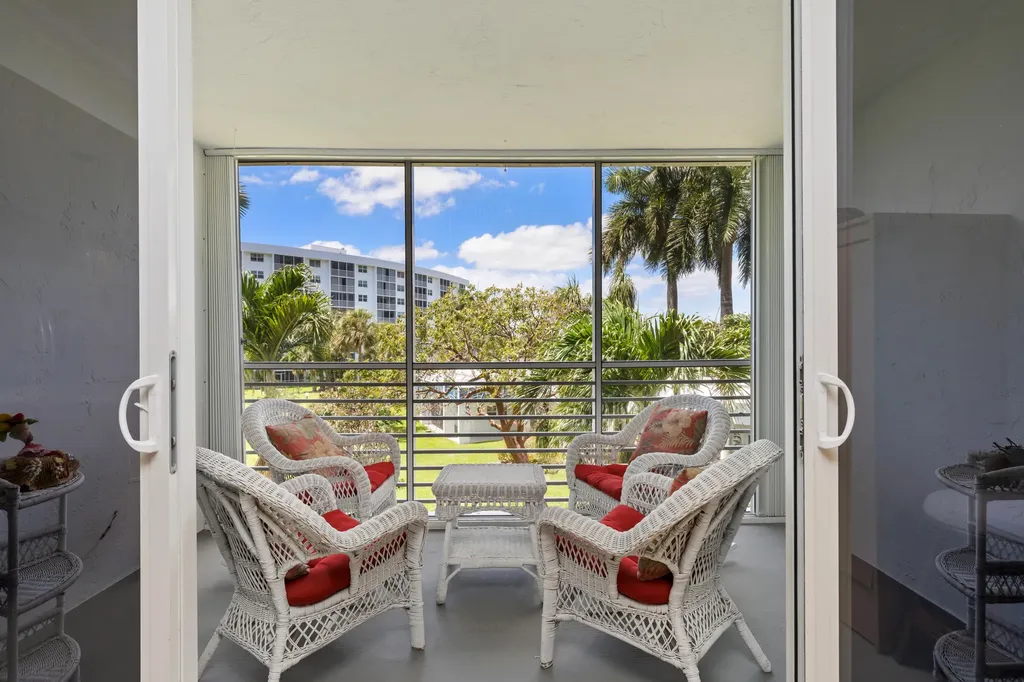 2731 NE 14th Street Causeway Pompano Beach FL 33062