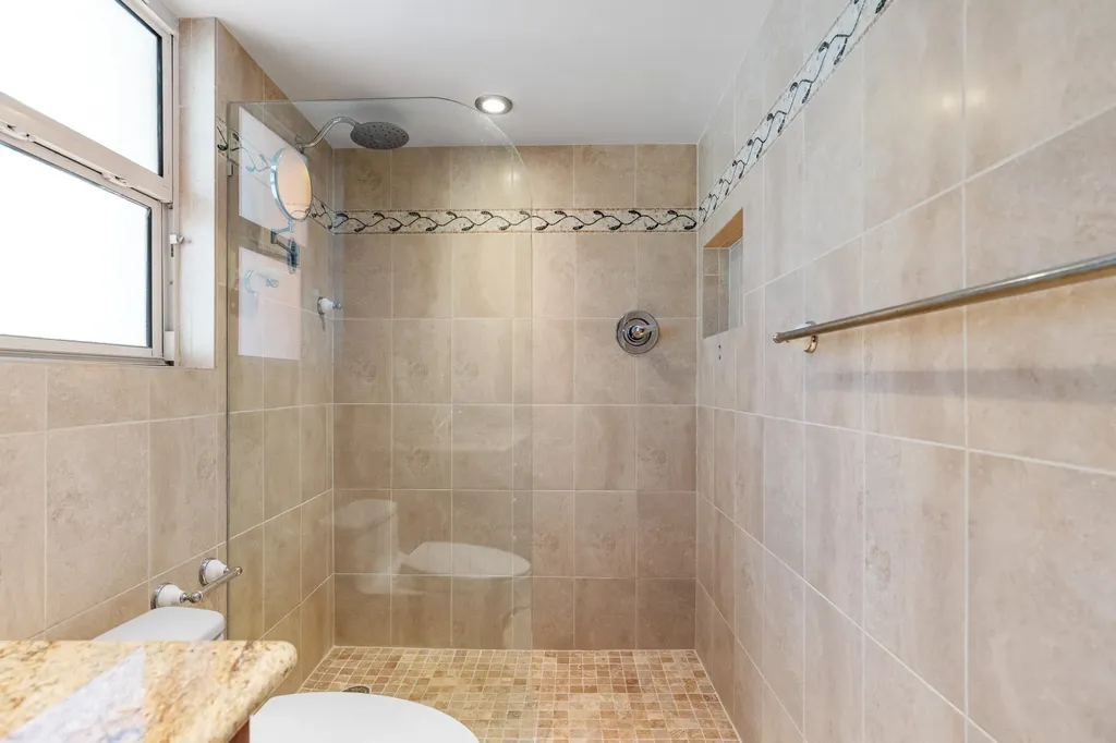 2731 NE 14th Street Causeway Pompano Beach FL 33062