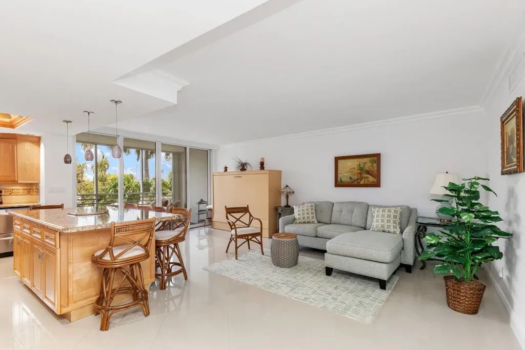 2731 NE 14th Street Causeway Pompano Beach FL 33062