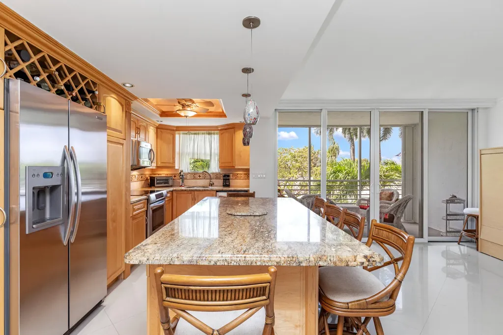 2731 NE 14th Street Causeway Pompano Beach FL 33062