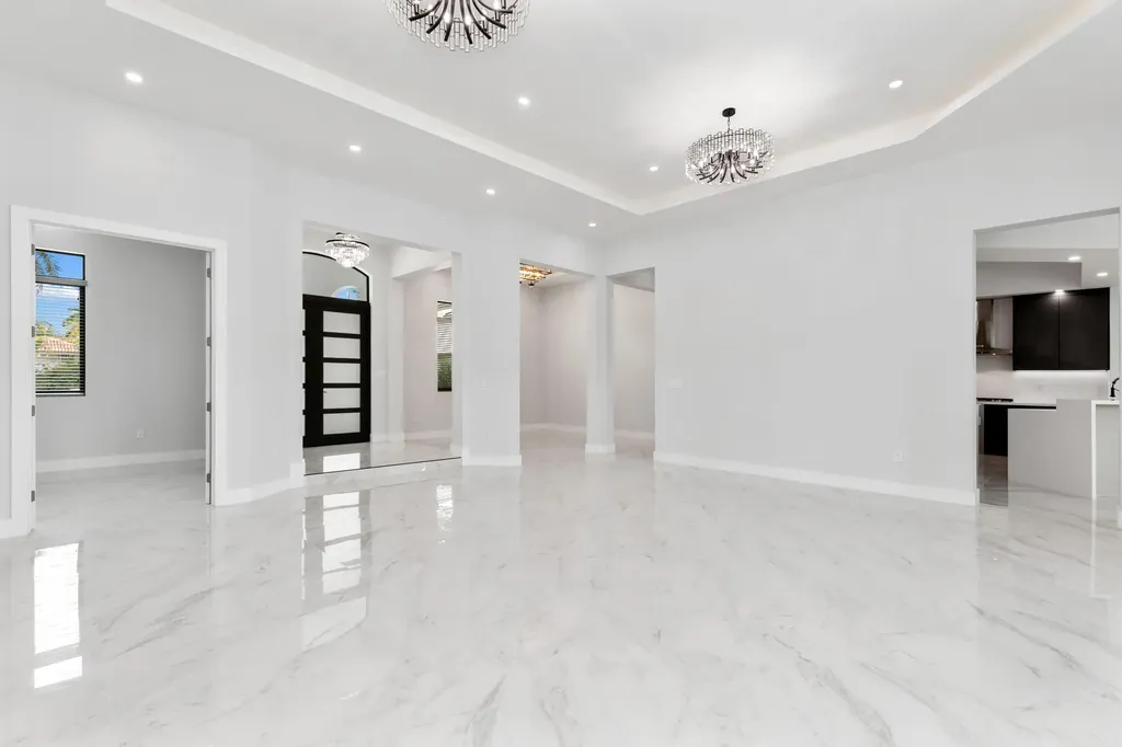 11000 SW 30th Court Davie FL 33328
