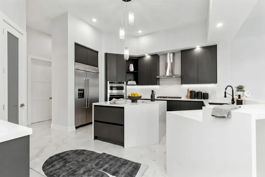 11000 SW 30th Court Davie FL 33328
