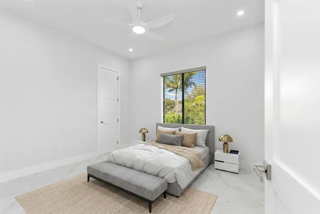 11000 SW 30th Court Davie FL 33328