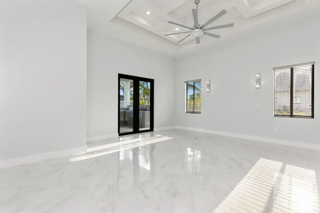 11000 SW 30th Court Davie FL 33328