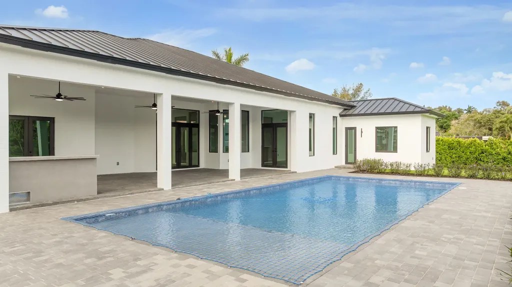 11000 SW 30th Court Davie FL 33328