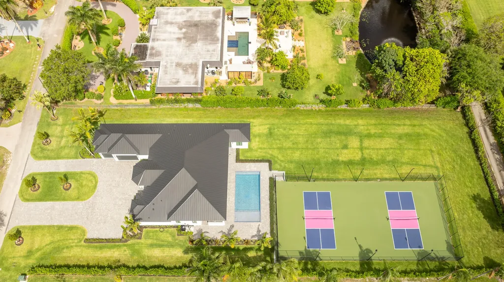 11000 SW 30th Court Davie FL 33328